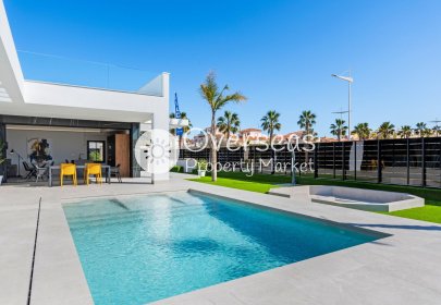 Obra nueva - Villa -
Algorfa