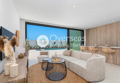 Obra nueva - Villa -
Los Alcazares