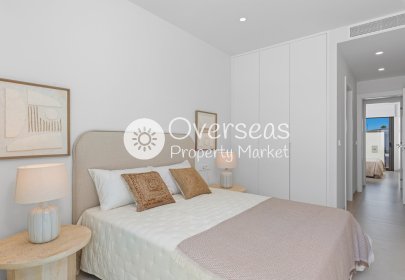 Obra nueva - Villa -
Los Alcazares