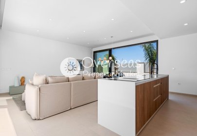 Obra nueva - Villa -
Los Alcazares