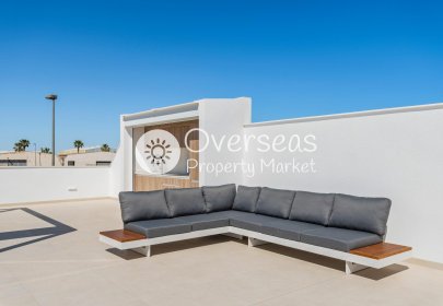 Obra nueva - Villa -
Los Alcazares