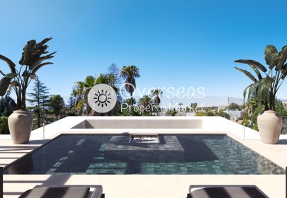 Obra nueva - Villa -
Marbella