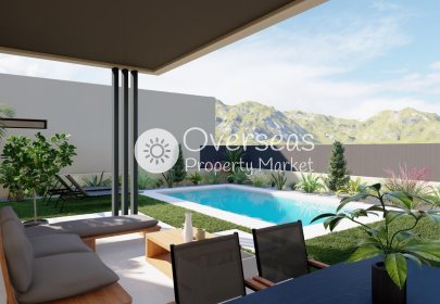 Obra nueva - Villa -
Baños y Mendigo