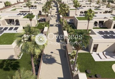 Obra nueva - Villa -
Baños y Mendigo