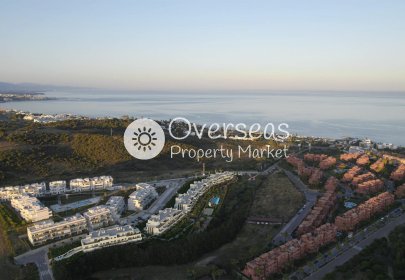 Obra nueva - Ático -
Estepona