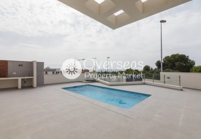 Neue Gebäude - Villa -
Polop