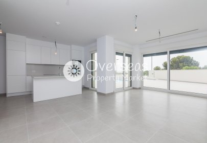 Neue Gebäude - Villa -
Polop