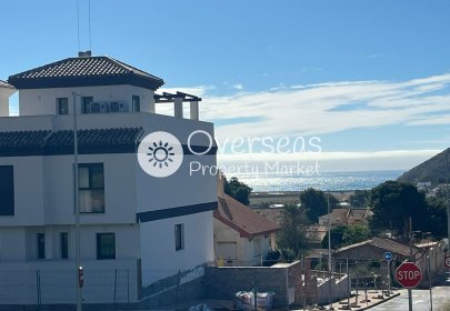 Nowy budynek - Kamienica -
La Union