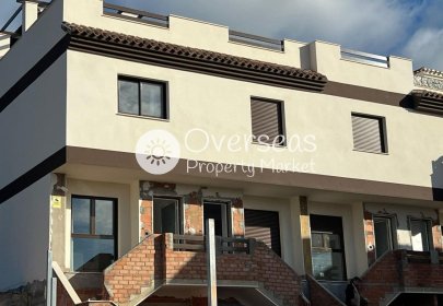 Nowy budynek - Kamienica -
La Union