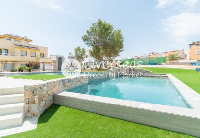 Nouvelle construction - Top Floor Bungalow -
Torrevieja