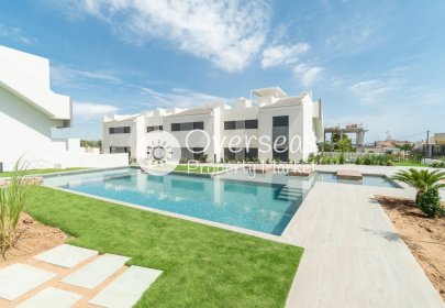 Nouvelle construction - Top Floor Bungalow -
Torrevieja