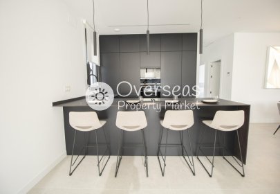 Neue Gebäude - Villa -
Finestrat