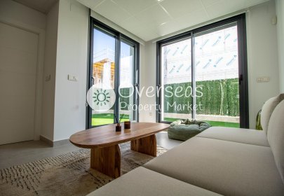 Neue Gebäude - Villa -
Finestrat