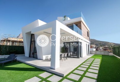 Neue Gebäude - Villa -
Finestrat