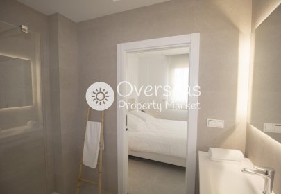 Neue Gebäude - Villa -
Finestrat