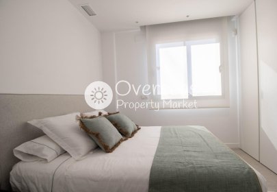 Neue Gebäude - Villa -
Finestrat