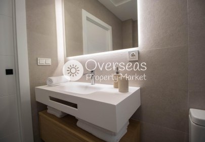 Neue Gebäude - Villa -
Finestrat