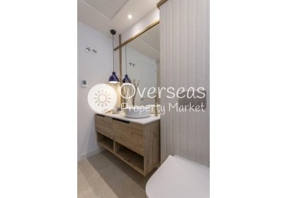 Obra nueva - Villa -
Baños y Mendigo