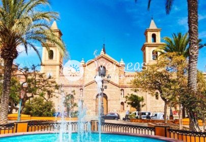 Obra nueva - Ático -
Torrevieja