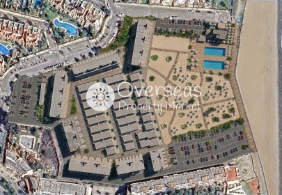 Neue Gebäude - Semidetached -
Vera