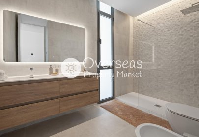 Nieuwbouw Woningen - Villa -
Benidorm