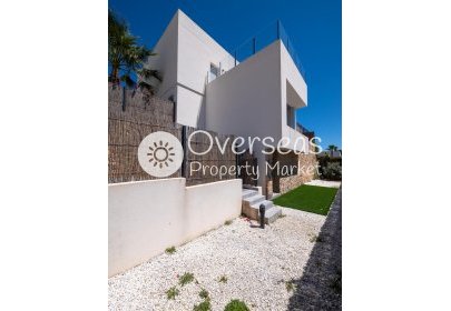 Neue Gebäude - Villa -
Algorfa