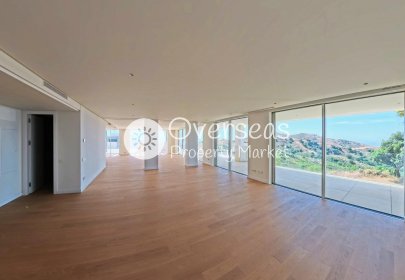 Neue Gebäude - Wohnung -
Ojen