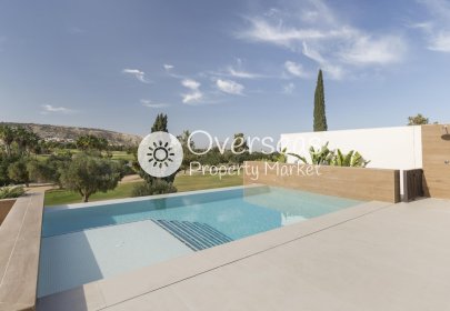 Neue Gebäude - Villa -
Algorfa