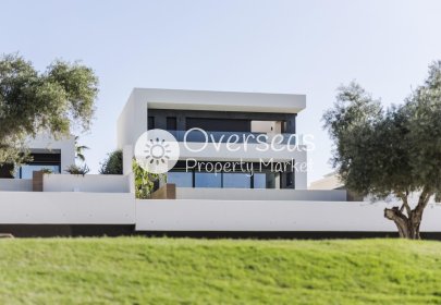 Neue Gebäude - Villa -
Algorfa