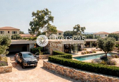 Neue Gebäude - Villa -
Pinoso