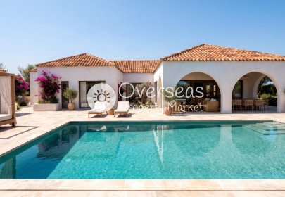 Nowy budynek - Villa -
La Romana