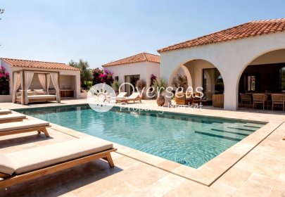 Nowy budynek - Villa -
La Romana