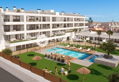 Nowy budynek - Kamienica -
Torrevieja