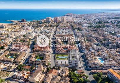 Nowy budynek - Kamienica -
Torrevieja