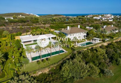 Nieuwbouw Woningen - Villa -
Casares - Pedregales