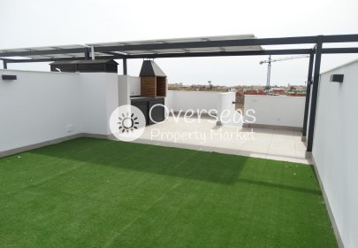 Nowy budynek - Bungalow -
Pilar de la Horadada - pueblo