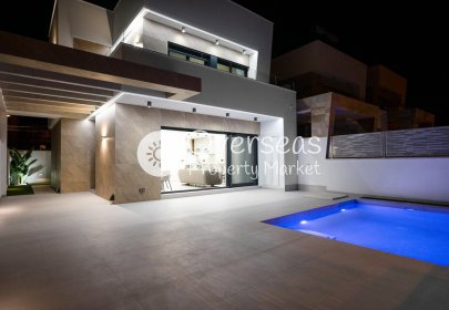 New Build - Villa -
San Miguel de Salinas - Blue Lagoon